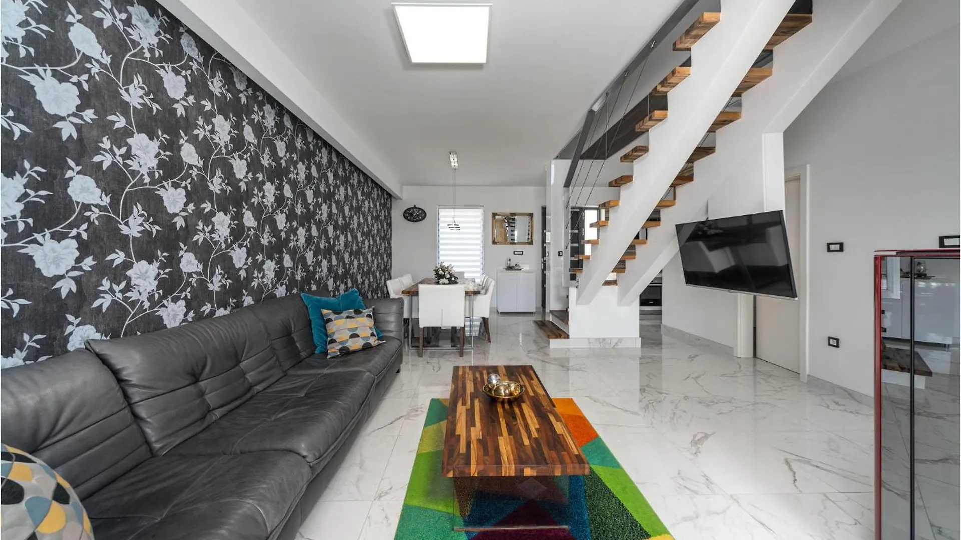 4 Bedroom Amazing Home In Kostelj Grižane